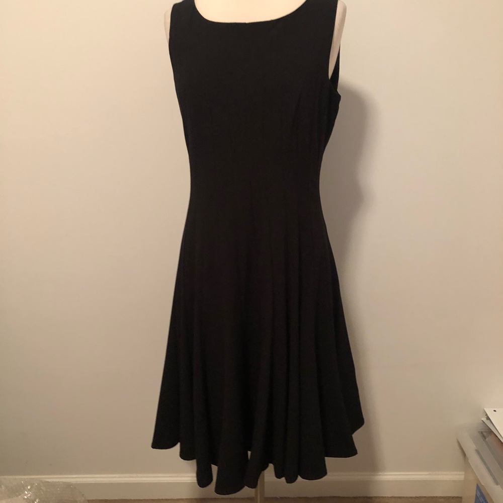 Ellen Tracy Black Dress ***